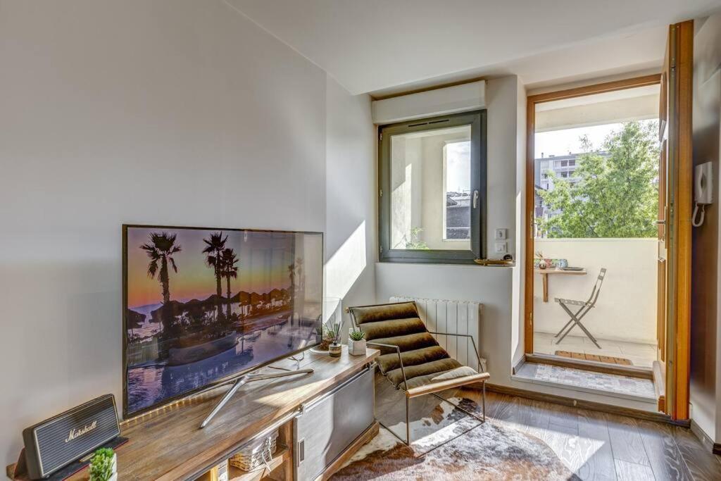 Ferienwohnung Le Pura Vida, Hyper Centre Terrasse + Parking Annecy Exterior foto
